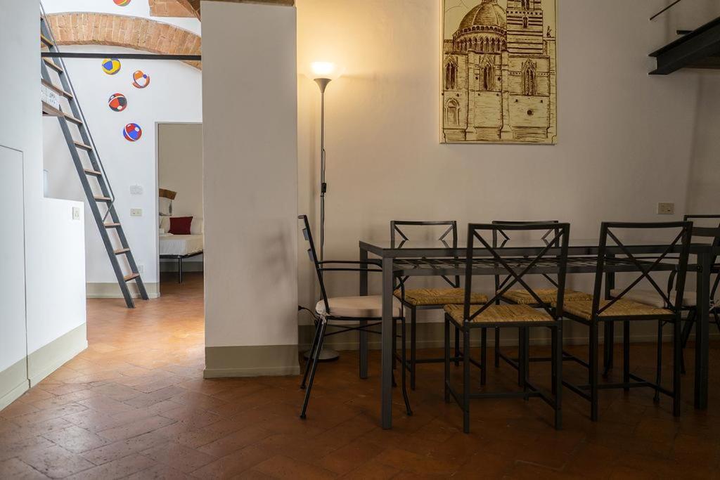 Fuga D'Archi Apartment Сиена Екстериор снимка